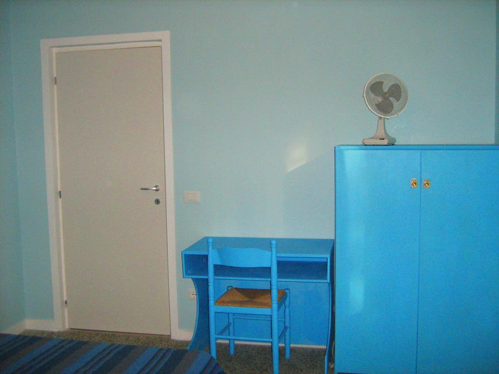 Sirenapop Concept B&B Rivazzurra Di Rimini Kamer foto